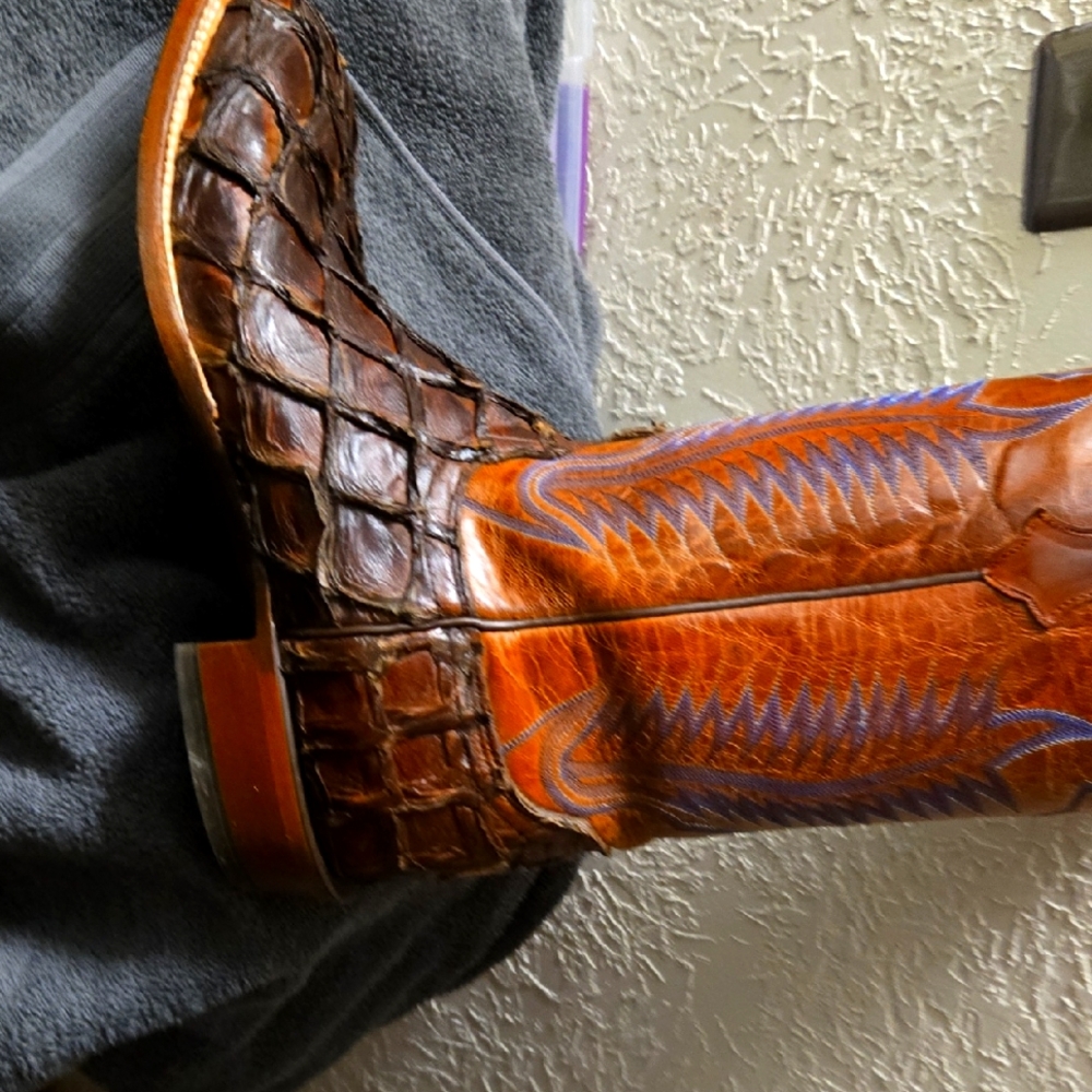 Lucchese Brown Leather Cowboy Boots with Textured Finish